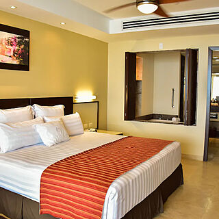 Sunset Plaza Beach Resort & Spa — Sample Bedroom