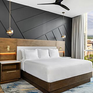 Club Wyndham Atlanta — Sample bedroom