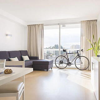 Royal Host Club/Las Gaviotas — Sample Living Area
