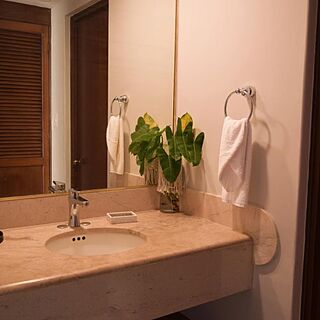 Reef Yucatán All Inclusive Hotel & Convention Center — Sample Bathroom