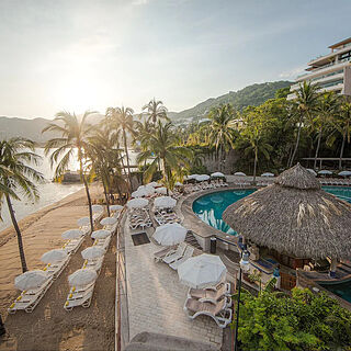 Park Royal Acapulco — Pool