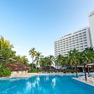 Park Royal Beach Ixtapa — Pool