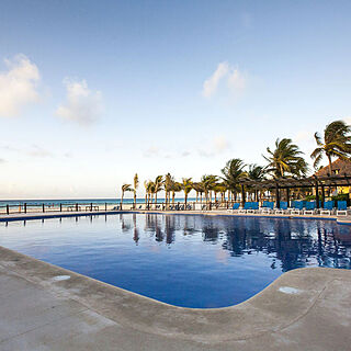 Allegro Playacar — Pool