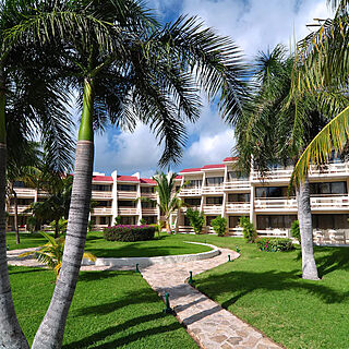 Ocean Spa Hotel — Exterior