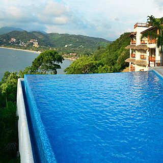 Pacifica Grand — Pool