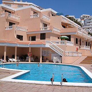 Regency at Paradise Court — - Pool