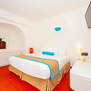 Hotel Marina Resort & Beach Club — Sample Bedroom