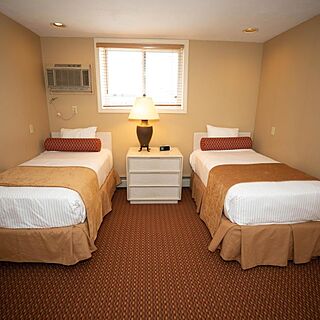 InnSeason Resorts Pollard Brook — Sample Bedroom