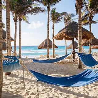 Hotel NYX Cancun — beach