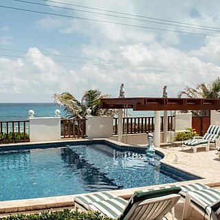 Isla Dorado — Pool