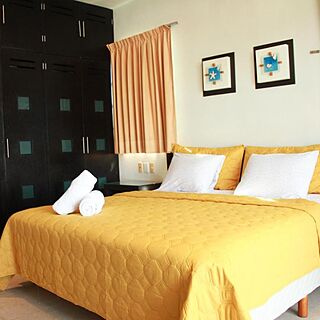 Isla Dorado — Sample Bedroom