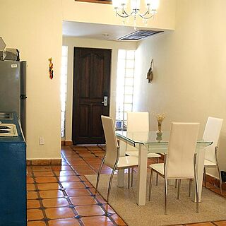 La Concha Suites & Beach Resort — Sample Dining Area