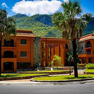 Hotel Cola de Caballo &mdash; Exterior