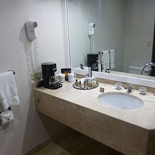 Grand Hotel Tijuana — Sample Bathroom