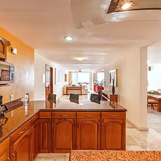 Grand Miramar Resort & Spa — Sample Living Area