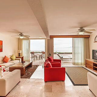 Grand Miramar Resort & Spa — Sample Living Area