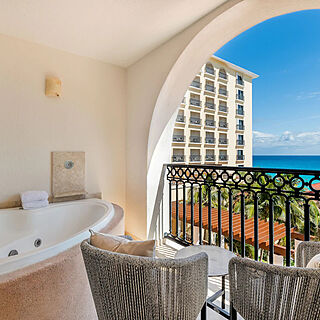 GR Solaris Cancun — Sample Balcony