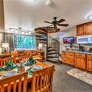 Tahoe Beach & Ski Club — Sample Dining Area