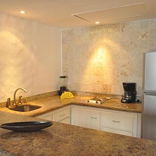 El Quijote Inn — Sample Kitchen