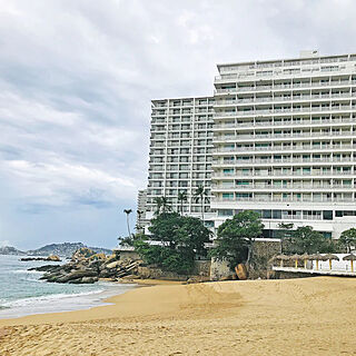 El Presidente — Exterior