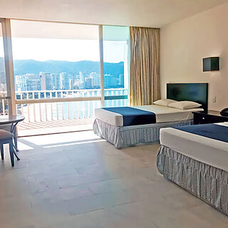 El Presidente — Sample Bedroom