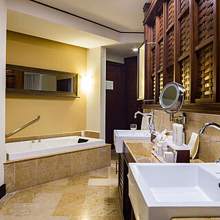 Dreams Riviera Cancun Resort and Spa — Sample Bathroom