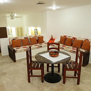 Plaza Huatulco — Sample Dining Area