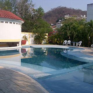 Plaza Huatulco — Pool