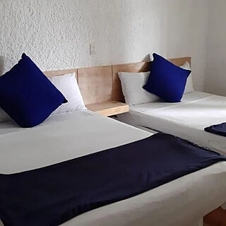 Mar Paraiso Queen — Sample Bedroom