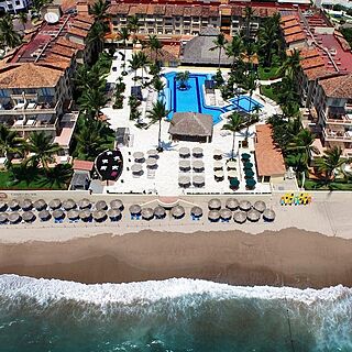 Canto del Sol Plaza Vallarta — Beach