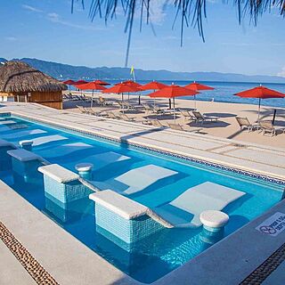 Club Buena Vista — Pool