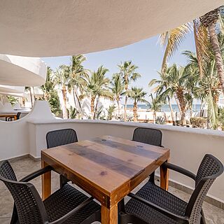Club El Moro — Sample Balcony