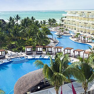 Azul Hotel & Beach Resort &mdash; Pool