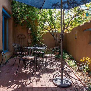 Las Brisas de Santa Fe — Sample Patio