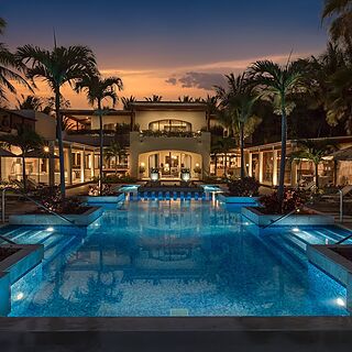 Azul Beach Resort Riveira Cancun — Exterior
