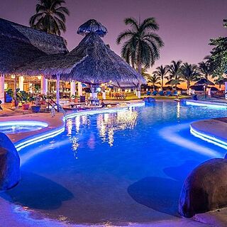 Bahia del Sol Beach Resort &mdash; Pool