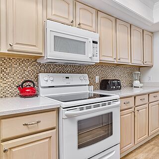 Swallowtail at Sea Pines Resort — Sample Kitchen