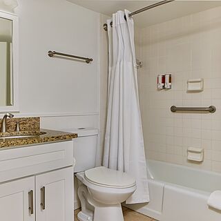 Swallowtail at Sea Pines Resort — Sample Bathroom