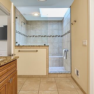 Swallowtail at Sea Pines Resort — Sample Bathroom
