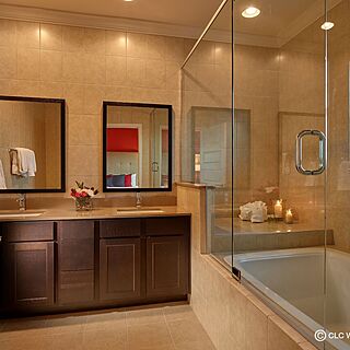 Regal Oaks Resort &mdash; Sample Bathroom