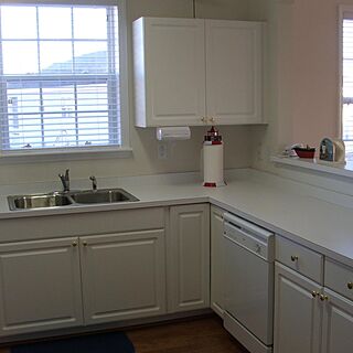 Barefoot Resort & Golf — - Unit Kitchen