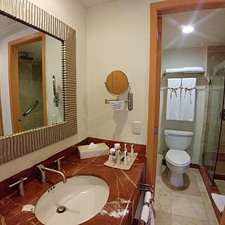 Grand Park Royal Cozumel — Sample Bathroom