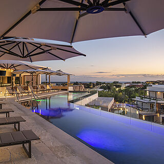 Ventus Ha at Marina El Cid Spa & Beach Resort — Infinity pool