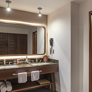 Ventus Ha at Marina El Cid Spa & Beach Resort — Sample bathroom