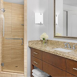 Marriott's Desert Springs Villas II — Sample Bathroom