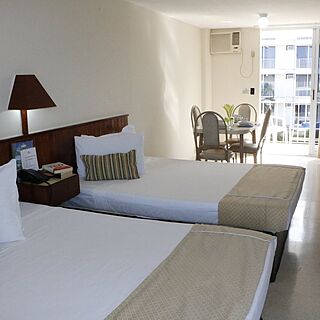 Alba Suites Acapulco &mdash; Sample Bedroom