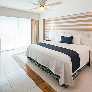 BlueBay Grand Esmeralda — Sample Bedroom