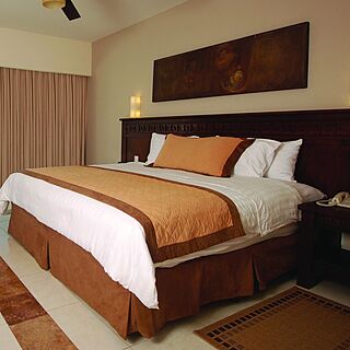 BlueBay Grand Esmeralda — Sample Bedroom