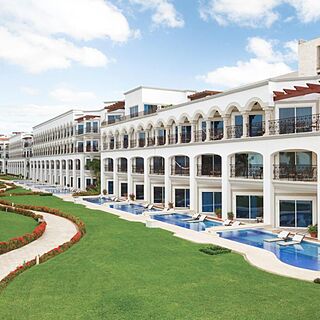 Hilton Playa del Carmen — Exterior