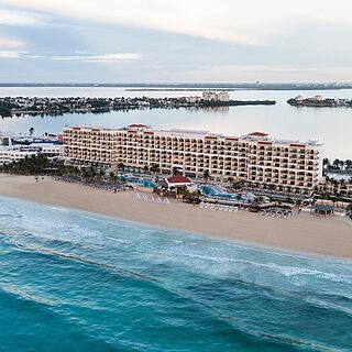 Hyatt Zilara Cancun — Exterior